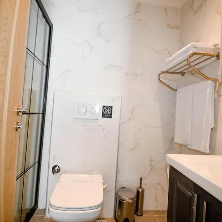 Swan Boutique * בודרום